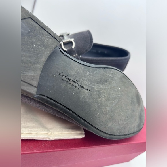 Salvatore Ferragamo Gancini Bit Loafers Men's US 9 D Gray Suede Leather Silver - Picture 5 of 15